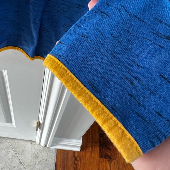 CLEARANCE Women’s Small Golden State Warriors Half Zip Long Sleeve Shirt! - Picture 7 of 9